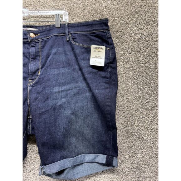 Signature by Levi Strauss & Co Gold Label Women's Mid Rise Bermuda Shorts 24 NWT - Picture 2 of 8